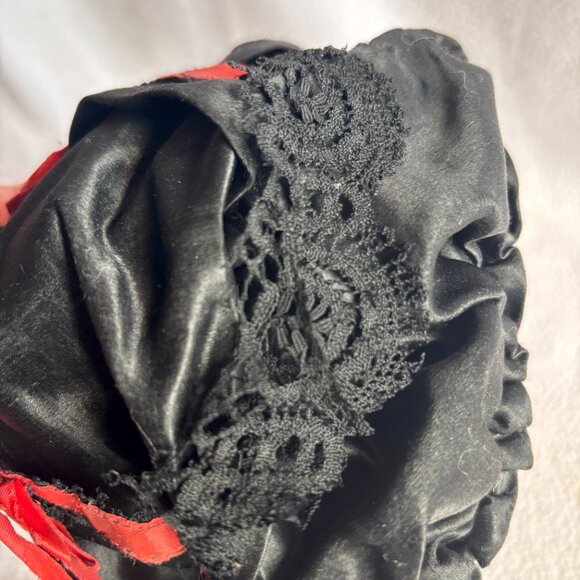 Antique Victorian Black Silk & Velvet Bonnet with Flower main image 6